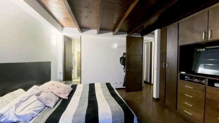 Apartamento de 3 alcobas en venta en Las Cruces, Bogotá, 103 m² · foto 12 de 20