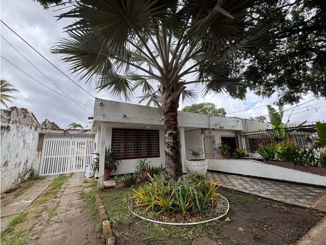 Casa en venta en Crespo, Cartagena, 250 m² · foto 2 de 13