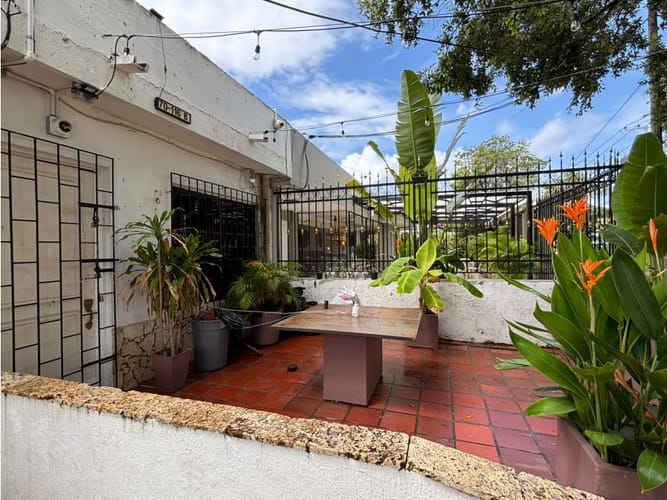 Casa en venta en Crespo, Cartagena, 250 m² · foto 3 de 13