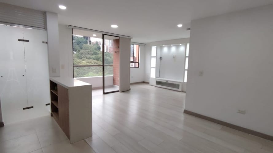 Apartment for rent in Las Lomitas, Sabaneta
