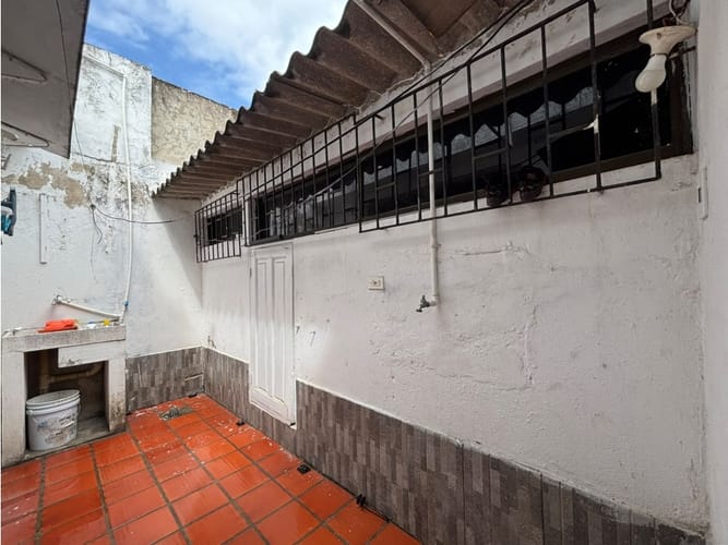 Casa en venta en Crespo, Cartagena, 250 m² · foto 7 de 13