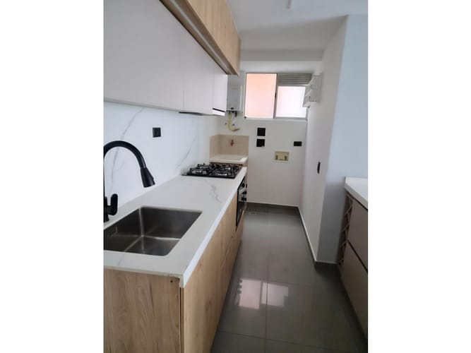 Apartamento de 3 alcobas en arriendo en Ciudad Del Río, Medellín, 66 m² · foto 4 de 13