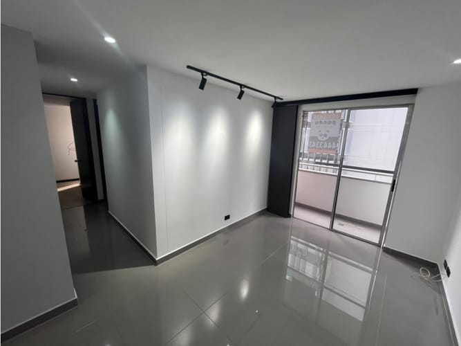 Apartamento de 3 alcobas en arriendo en Ciudad Del Río, Medellín, 66 m² · foto 6 de 13
