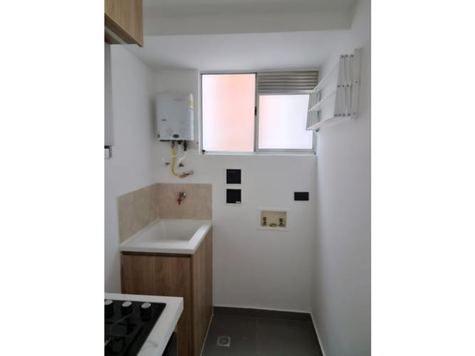 Apartamento de 3 alcobas en arriendo en Ciudad Del Río, Medellín, 66 m² · foto 8 de 13