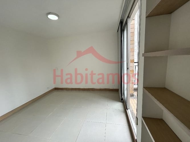 Apartamento de 3 alcobas en arriendo en San Remo, Sabaneta, 85 m² · foto 4 de 14