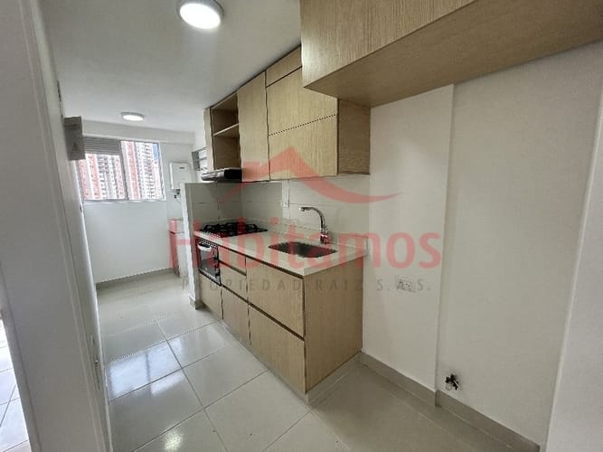 Apartamento de 3 alcobas en arriendo en San Remo, Sabaneta, 85 m² · foto 13 de 14