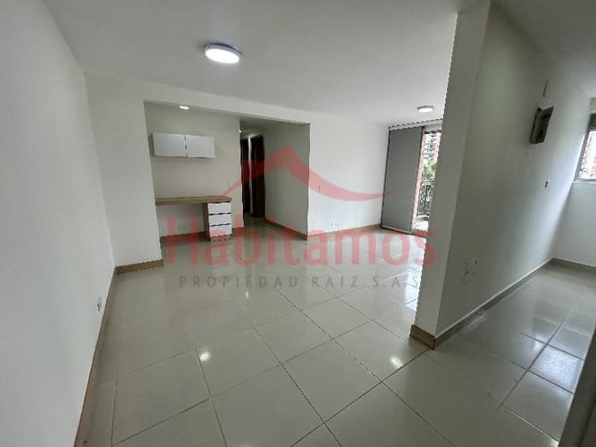 Apartamento de 3 alcobas en arriendo en San Remo, Sabaneta, 85 m² · foto 14 de 14