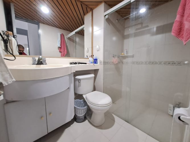 Apartamento de 3 alcobas en venta en Belén Los Alpes, Medellín, 75 m² · foto 7 de 12
