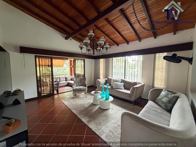 Casa de 8 alcobas en venta en Lagos Del Cacique, Bucaramanga, 660 m² · foto 9 de 18