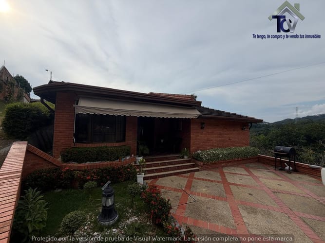 Casa de 8 alcobas en venta en Lagos Del Cacique, Bucaramanga, 660 m² · foto 3 de 18