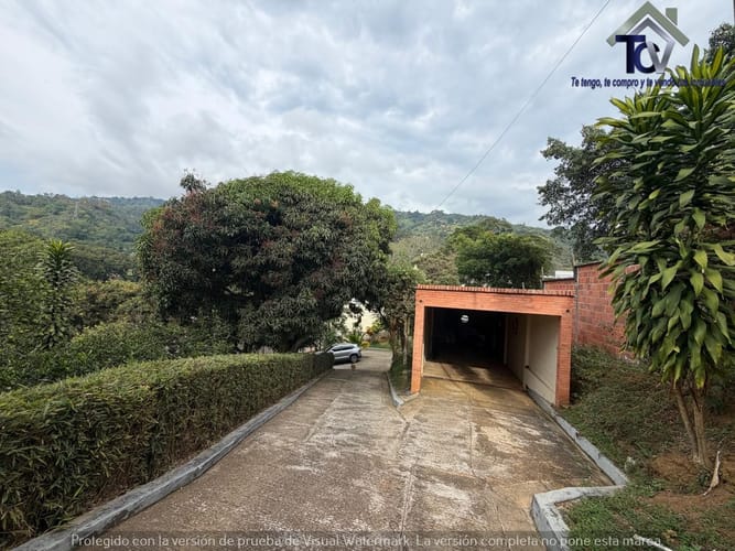 Casa de 8 alcobas en venta en Lagos Del Cacique, Bucaramanga, 660 m² · foto 13 de 18