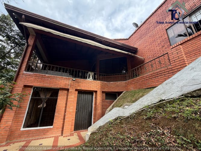 Casa de 8 alcobas en venta en Lagos Del Cacique, Bucaramanga, 660 m² · foto 4 de 18