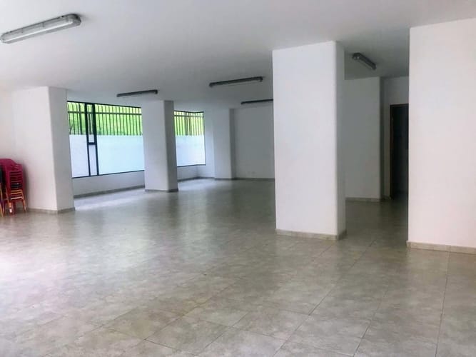 Apartamento de 4 alcobas en arriendo en Santa Barbara, Bogotá, 220 m² · foto 8 de 24