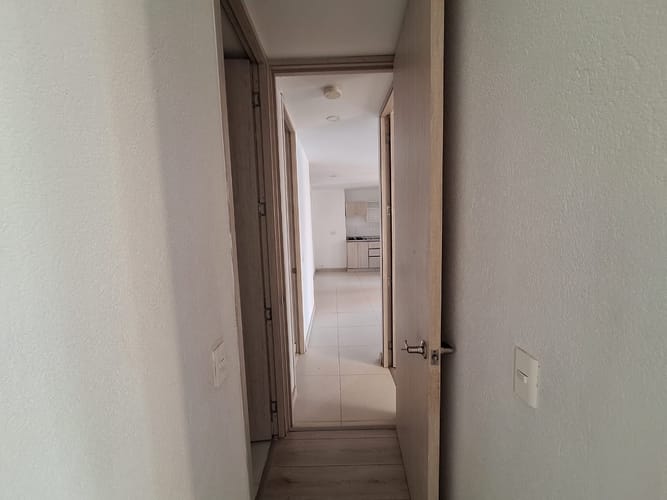 Apartamento de 2 alcobas en arriendo en Bombona No.1, Medellín, 64 m² · foto 6 de 17