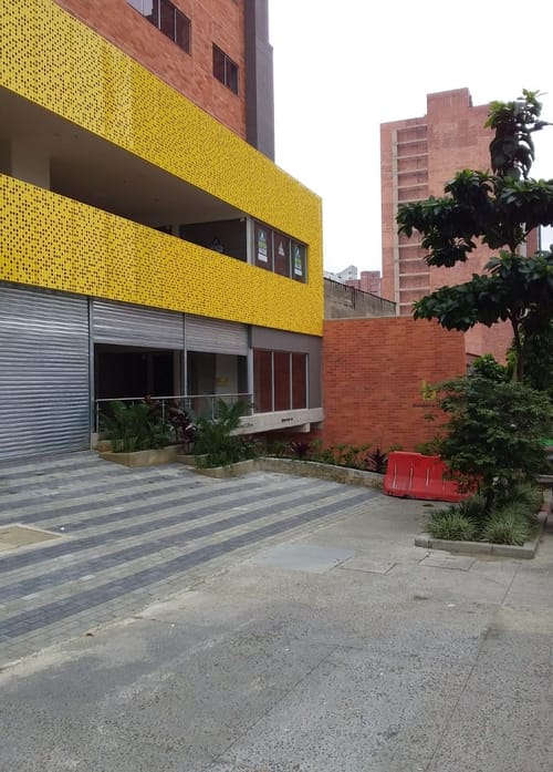 Apartamento de 2 alcobas en arriendo en Bombona No.1, Medellín, 64 m² · foto 10 de 17