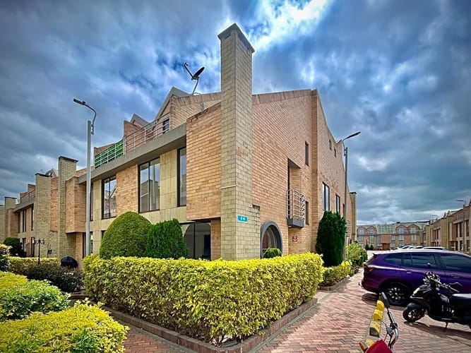 Casa de 3 alcobas en venta en Cr Alejandria Real Viii, Mosquera, 127 m² · foto 1 de 13