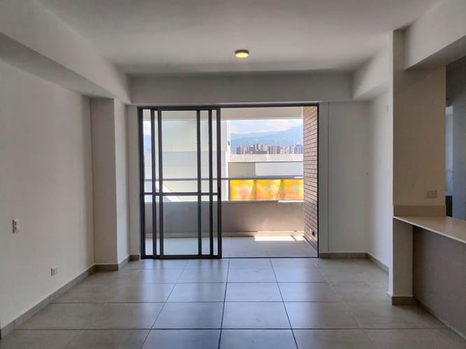 Apartamento de 3 alcobas en arriendo en Otraparte, Envigado, 88 m² · foto 1 de 19