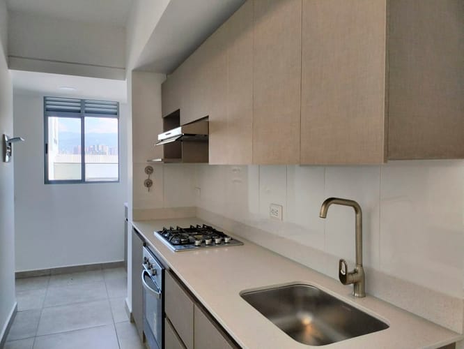 Apartamento de 3 alcobas en arriendo en Otraparte, Envigado, 88 m² · foto 14 de 19