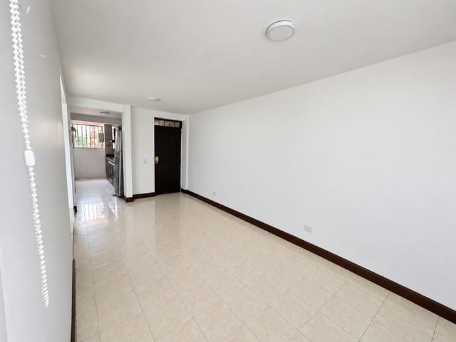 Apartamento de 3 alcobas en venta en El Refugio, Cali, 67 m² · foto 6 de 23