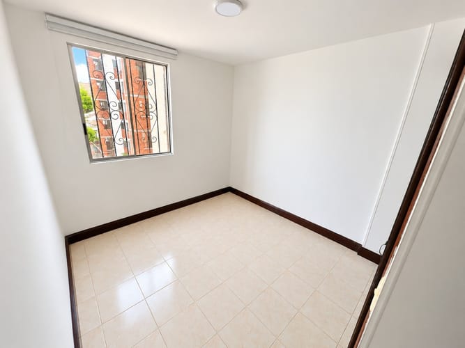 Apartamento de 3 alcobas en venta en El Refugio, Cali, 67 m² · foto 11 de 23