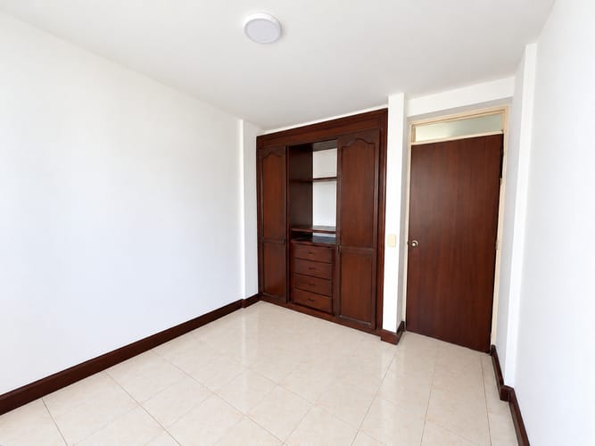 Apartamento de 3 alcobas en venta en El Refugio, Cali, 67 m² · foto 15 de 23