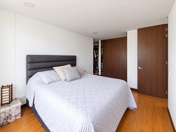 Apartamento de 3 alcobas en venta en Santa Teresa, Bogotá, 100 m² · foto 14 de 17