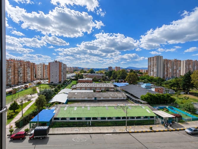 Apartamento de 3 alcobas en venta en Santa Teresa, Bogotá, 100 m² · foto 15 de 17