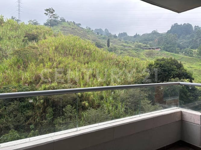 Apartamento de 3 alcobas en venta en El Salado, Envigado, 81 m² · foto 8 de 24