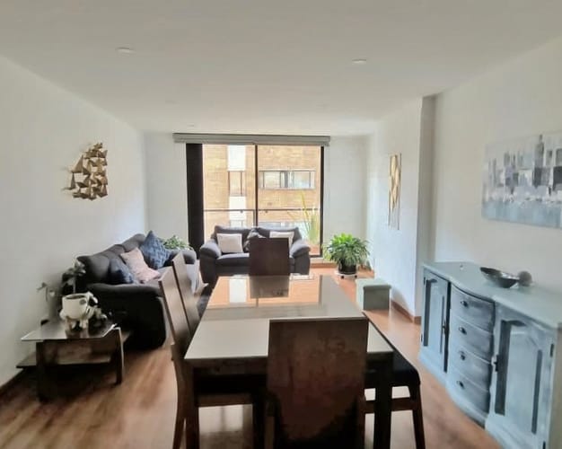 Apartamento de 3 alcobas en venta en Cedritos, Bogotá, 105 m² · foto 2 de 22