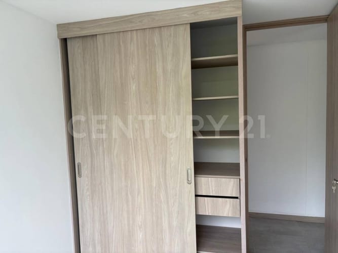 Apartamento de 3 alcobas en venta en El Salado, Envigado, 81 m² · foto 14 de 24