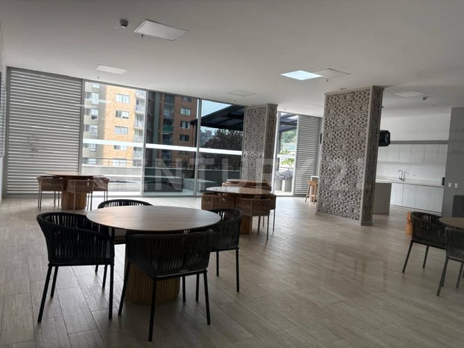Apartamento de 3 alcobas en venta en El Salado, Envigado, 81 m² · foto 21 de 24