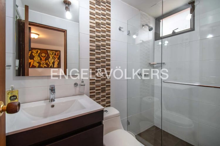 Apartamento de 3 alcobas en venta en Chico Norte, Bogotá, 103 m² · foto 6 de 13