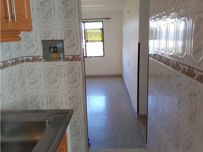 Apartamento de 3 alcobas en arriendo en Bellavista, Floridablanca, 55 m² · foto 3 de 13