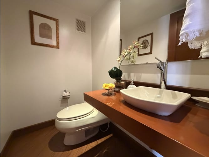 Apartamento de 3 alcobas en venta en El Retiro, Bogotá, 262 m² · foto 3 de 21