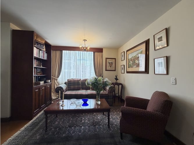 Apartamento de 3 alcobas en venta en El Retiro, Bogotá, 262 m² · foto 11 de 21