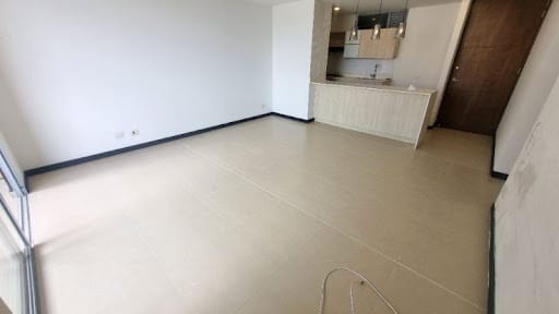 Apartamento de 3 alcobas en arriendo en Loma De Los Gonzalez, Medellín, 125 m² · foto 2 de 18