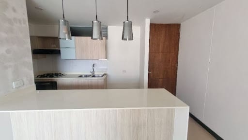 Apartamento de 3 alcobas en arriendo en Loma De Los Gonzalez, Medellín, 125 m² · foto 4 de 18