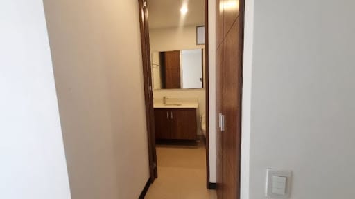 Apartamento de 3 alcobas en arriendo en Loma De Los Gonzalez, Medellín, 125 m² · foto 6 de 18