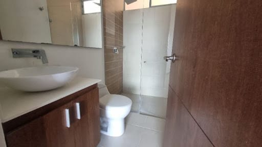 Apartamento de 3 alcobas en arriendo en Loma De Los Gonzalez, Medellín, 125 m² · foto 10 de 18