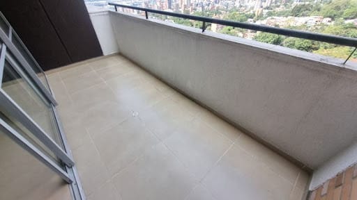 Apartamento de 3 alcobas en arriendo en Loma De Los Gonzalez, Medellín, 125 m² · foto 17 de 18
