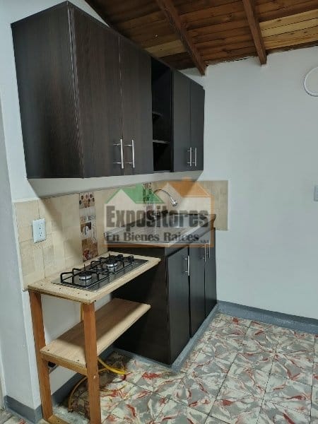 Apartaestudio en arriendo en Zona Industrial No. 1, Itagüí, 35 m² · foto 2 de 6