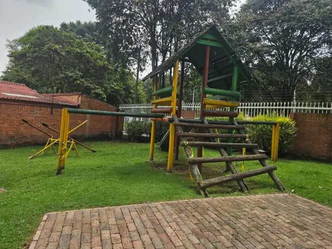 Apartamento de 3 alcobas en venta en Pinar De Suba, Bogotá, 79 m² · foto 19 de 23