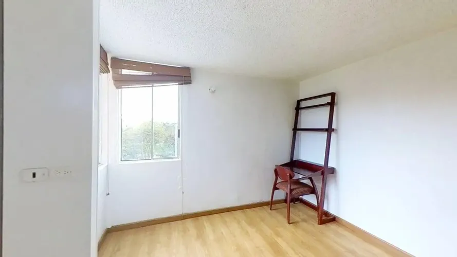 Apartamento de 2 alcobas en venta en Engativá, Bogotá, 65 m² · foto 2 de 24