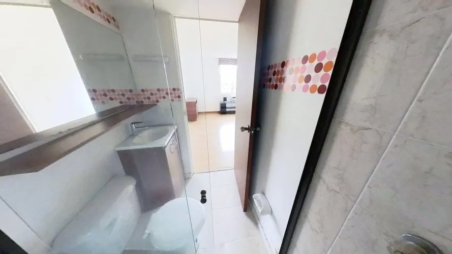 Apartamento de 2 alcobas en venta en Engativá, Bogotá, 65 m² · foto 9 de 24