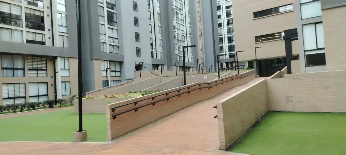 Casa de 1 alcoba en venta en Colina Campestre, Bogotá, 35 m² · foto 14 de 24