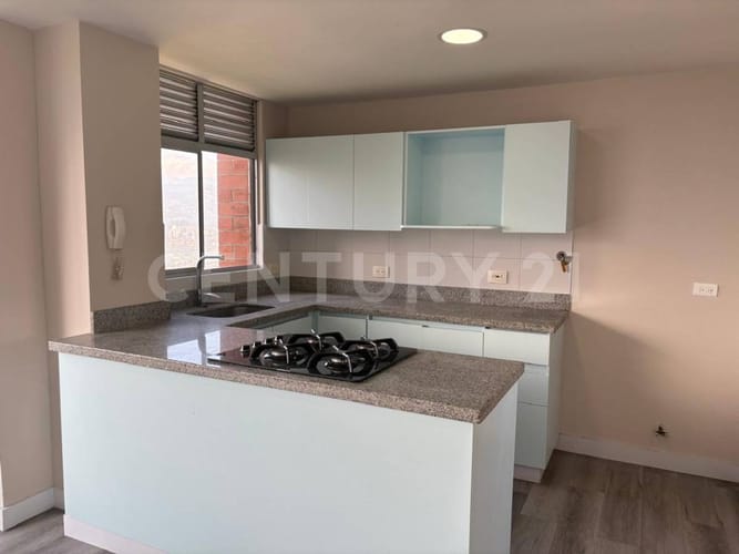 Apartamento de 2 alcobas en venta en Alejandria, Medellín, 74 m² · foto 5 de 21