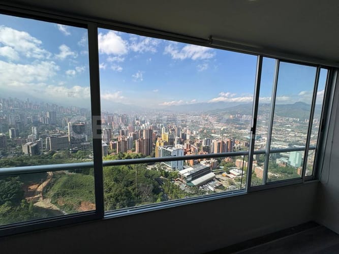 Apartamento de 2 alcobas en venta en Alejandria, Medellín, 74 m² · foto 9 de 21