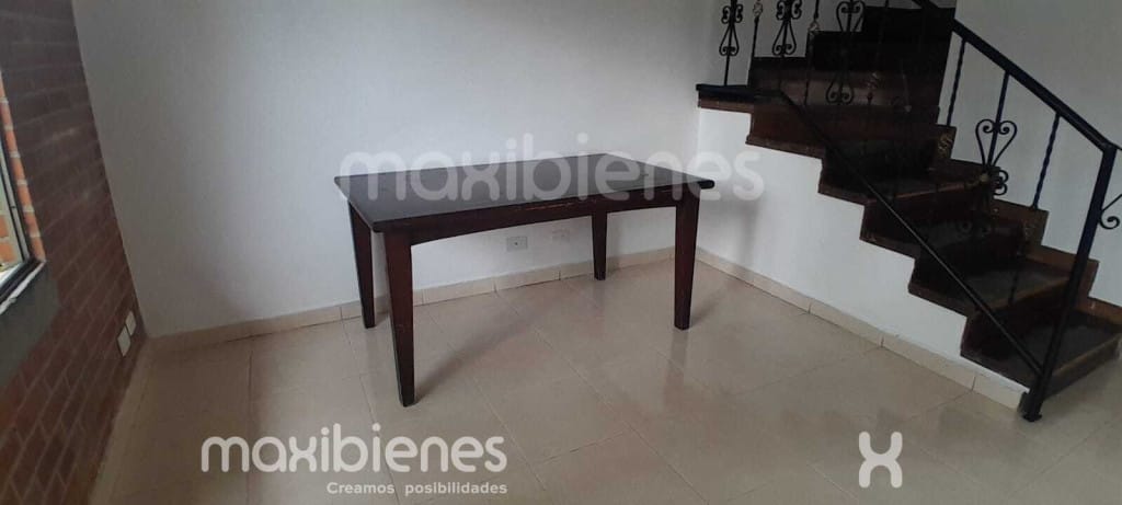 Apartamento de 4 alcobas en venta en Suramérica, La Estrella, 155 m² · foto 2 de 18