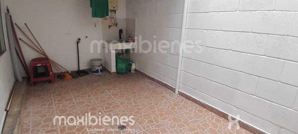 Apartamento de 4 alcobas en venta en Suramérica, La Estrella, 155 m² · foto 18 de 18