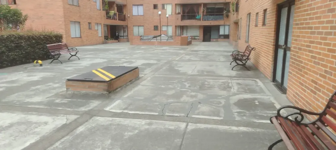 Apartamento de 4 alcobas en venta en Las Flores, Bogotá, 90 m² · foto 23 de 24
